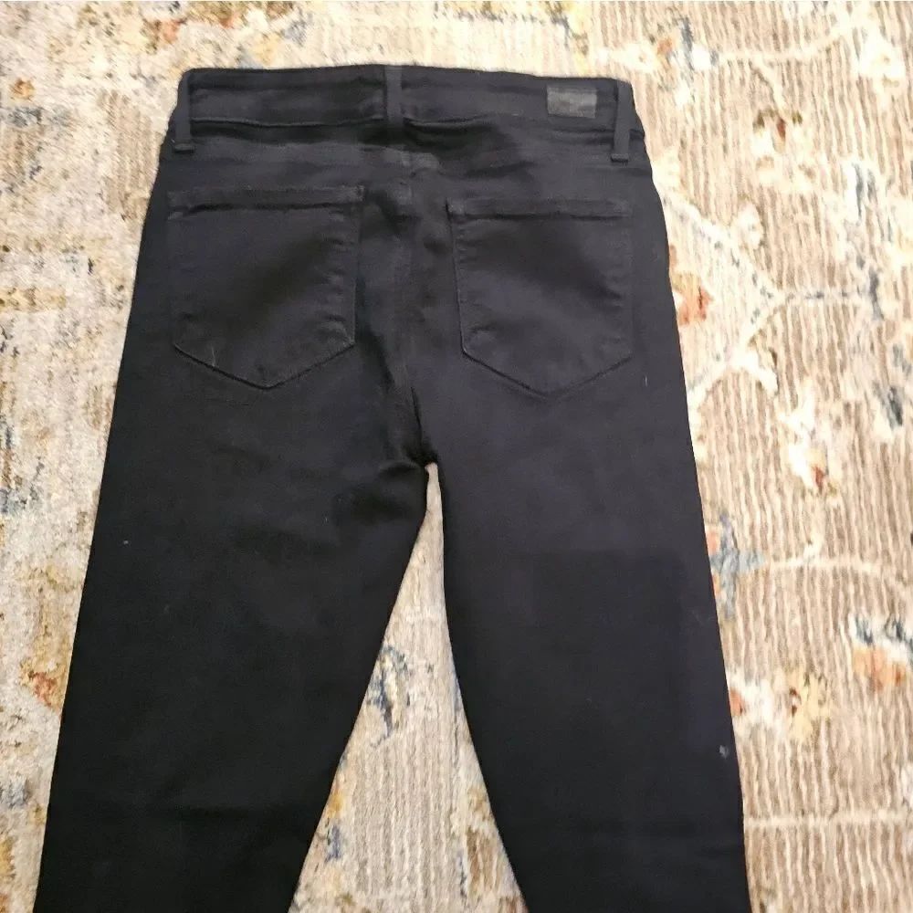 PAIGE VERDUGO Ultra skinny sz 29 with 29" inseam,  like new